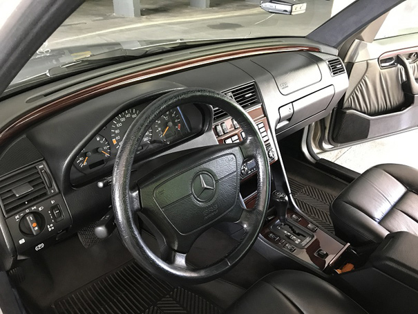 Mercedes-c280-1995-caruso-2