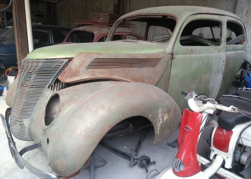 Ford Touring 1937 (4)